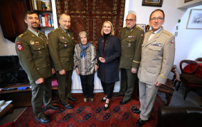 Veteránka a minystryně