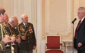 veterani-prezident.jpg